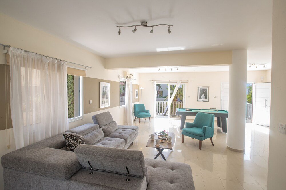 Айя-Напа: Villa Josie, Modern 3Bdr Ayia Napa Villa With Pool