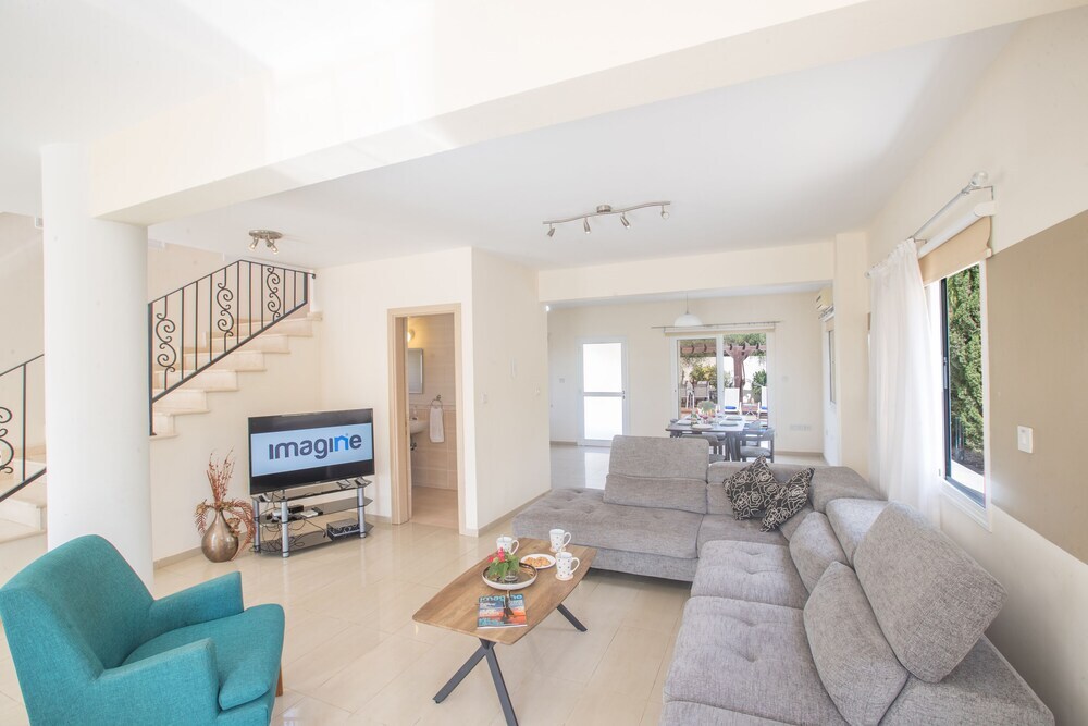 Айя-Напа: Villa Josie, Modern 3Bdr Ayia Napa Villa With Pool