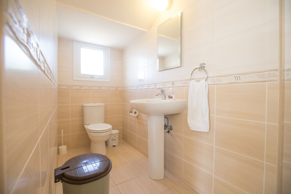 Айя-Напа: Villa Josie, Modern 3Bdr Ayia Napa Villa With Pool