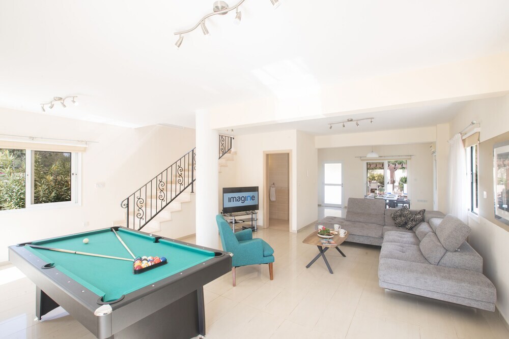 Айя-Напа: Villa Josie, Modern 3Bdr Ayia Napa Villa With Pool