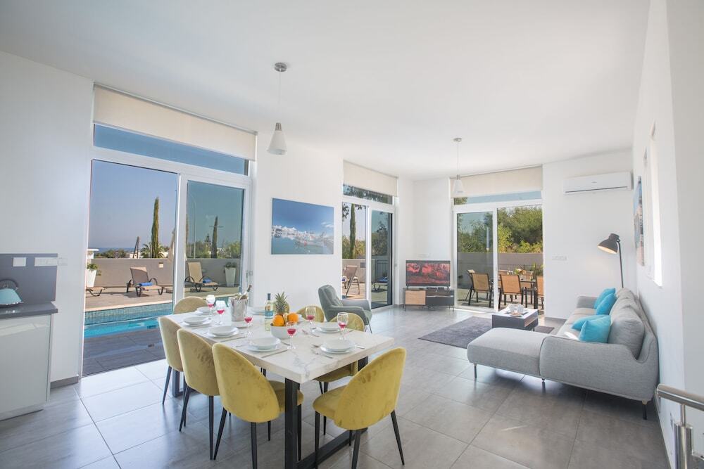 Протарас: Villa Prpo490a, Stunning 5bdr Protaras Villa With Pool, Close to the Beach