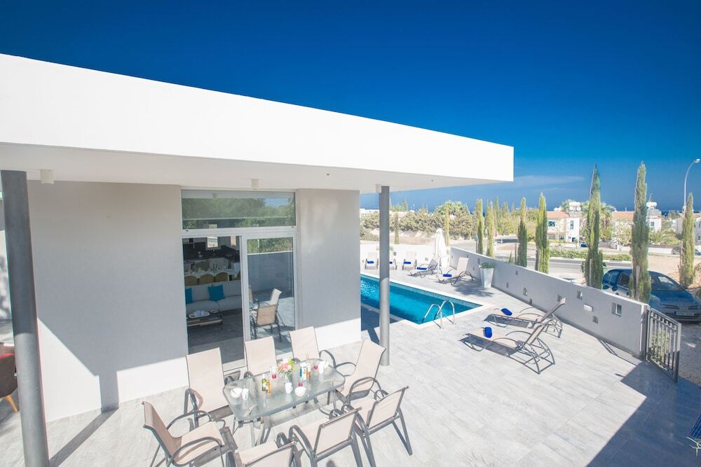Протарас: Villa Prpo490a, Stunning 5bdr Protaras Villa With Pool, Close to the Beach