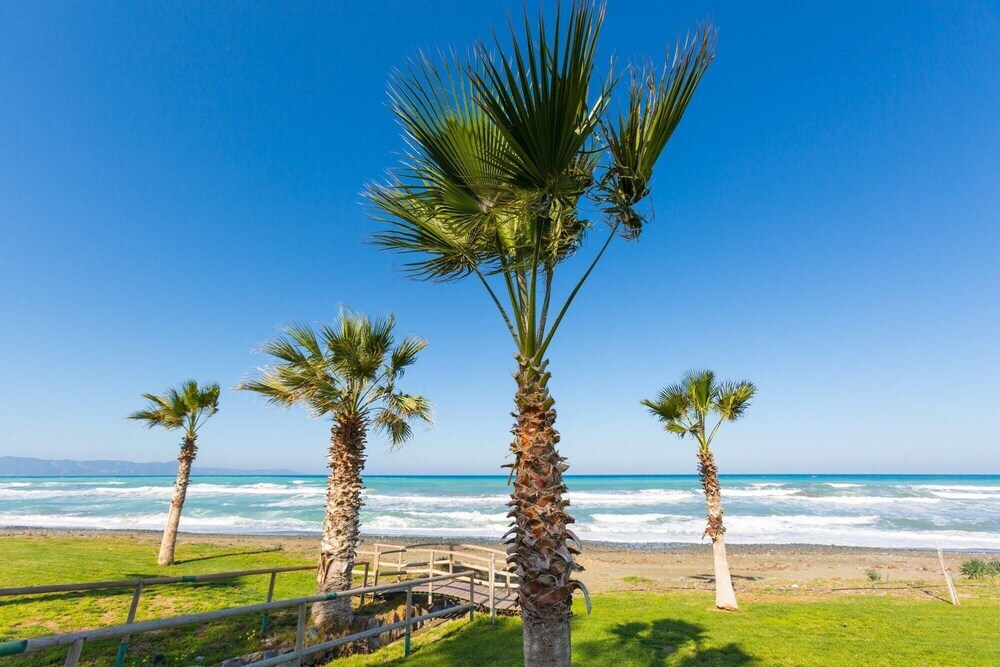 Полис Хрисохус: Villa Prodromos Large Private Pool Walk to Beach Sea Views A C Wifi Eco-friendly - 1924