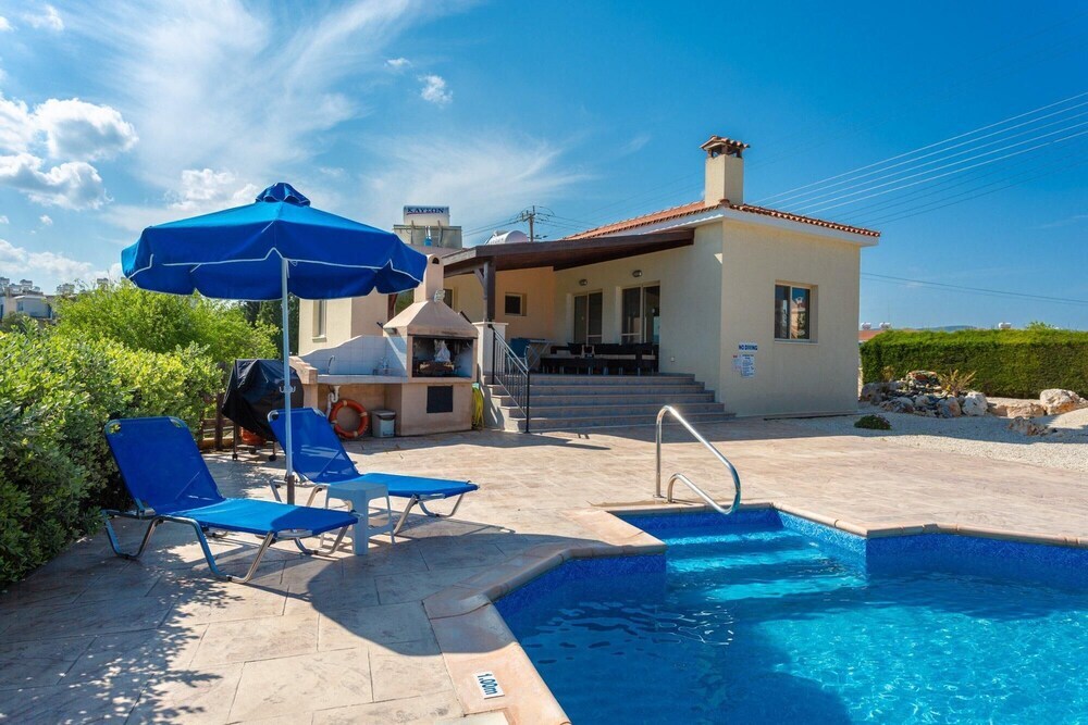 Полис Хрисохус: Villa Prodromos Large Private Pool Walk to Beach Sea Views A C Wifi Eco-friendly - 1924