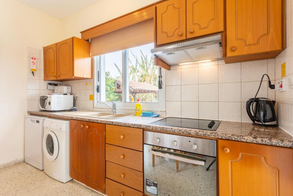 Полис Хрисохус: Sun Beach Villa Large Private Pool Walk to Beach A C Wifi Car Not Required - 2145