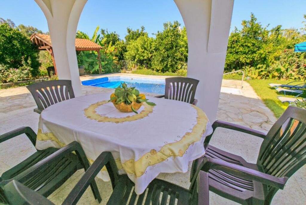 Полис Хрисохус: Sun Beach Villa Large Private Pool Walk to Beach A C Wifi Car Not Required - 2145