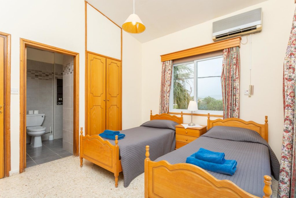 Argaka Sun Villa Ena Large Private Pool Walk to Beach Sea Views A C Wifi - 2146 — фото 4