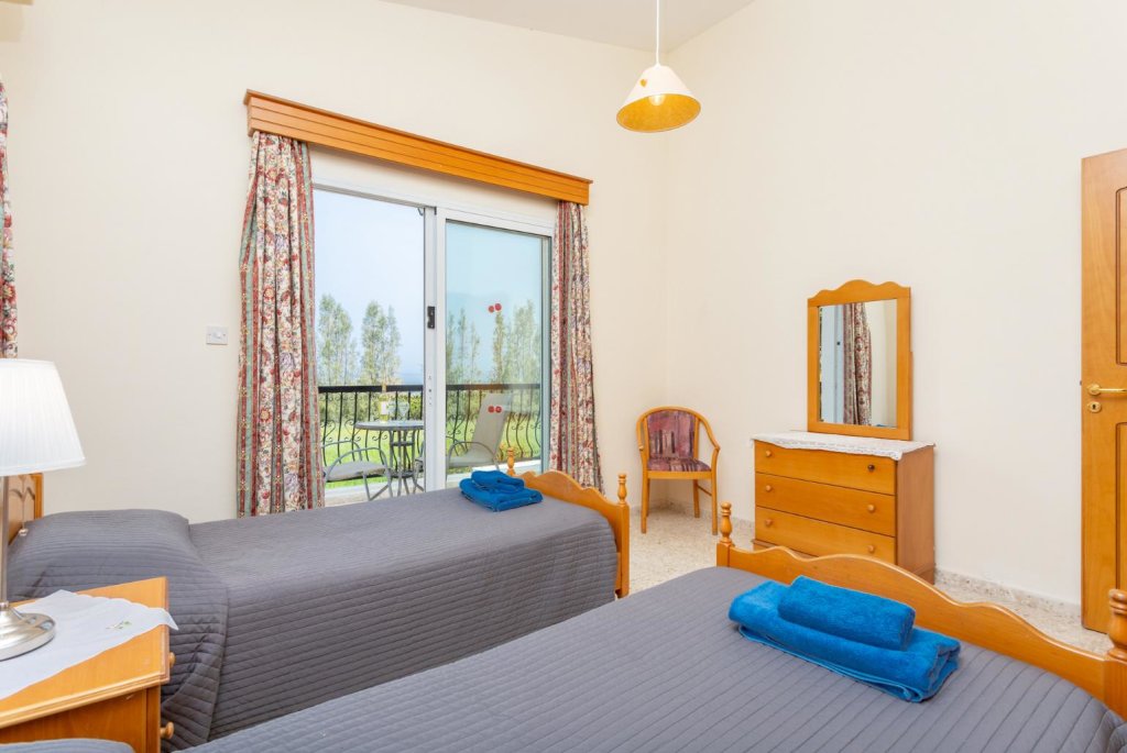 Argaka Sun Villa Ena Large Private Pool Walk to Beach Sea Views A C Wifi - 2146 — фото 3