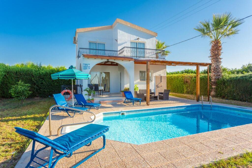 Полис Хрисохус: Argaka Sun Villa Ena Large Private Pool Walk to Beach Sea Views A C Wifi - 2146