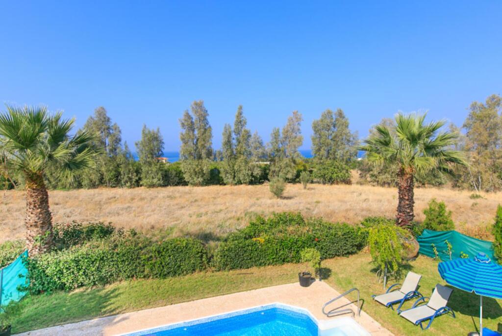Полис Хрисохус: Argaka Sun Villa Ena Large Private Pool Walk to Beach Sea Views A C Wifi - 2146