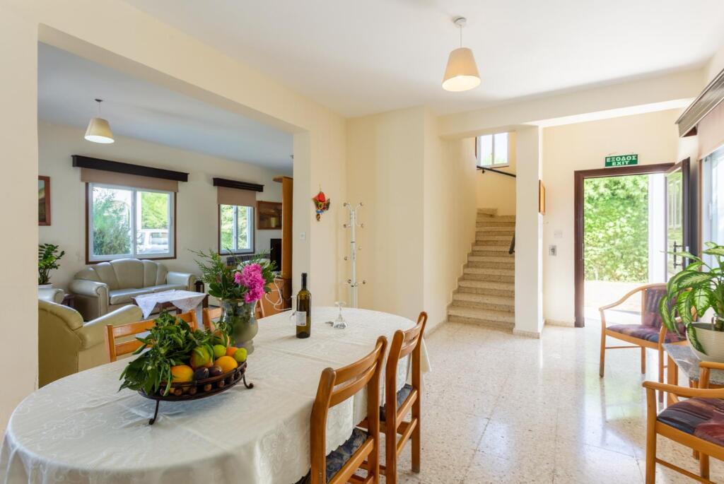 Полис Хрисохус: Argaka Sun Villa Thio Large Private Pool Walk to Beach Sea Views A C Wifi - 2147