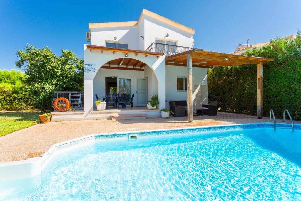 Полис Хрисохус: Argaka Sun Villa Thio Large Private Pool Walk to Beach Sea Views A C Wifi - 2147