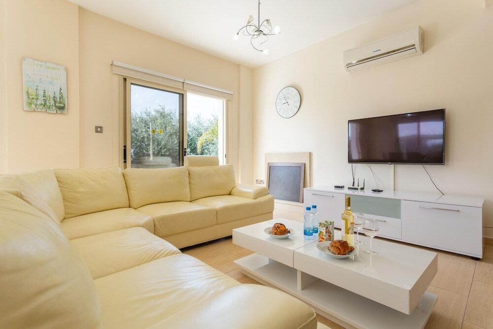 Villa Rose Large Private Pool Walk to Beach Sea Views A C Wifi - 2184 — фото 4