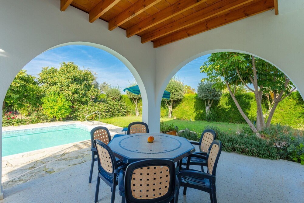 Полис Хрисохус: Sun Beach Villa Tria Large Private Pool Walk to Beach A C Wifi Car Not Required - 2282