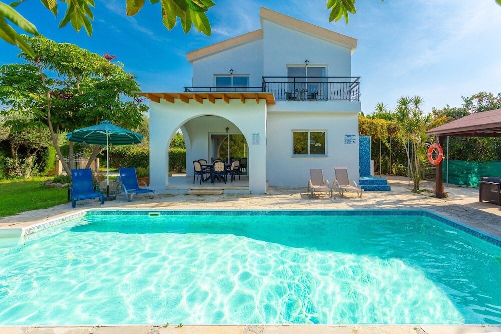 Полис Хрисохус: Sun Beach Villa Tria Large Private Pool Walk to Beach A C Wifi Car Not Required - 2282