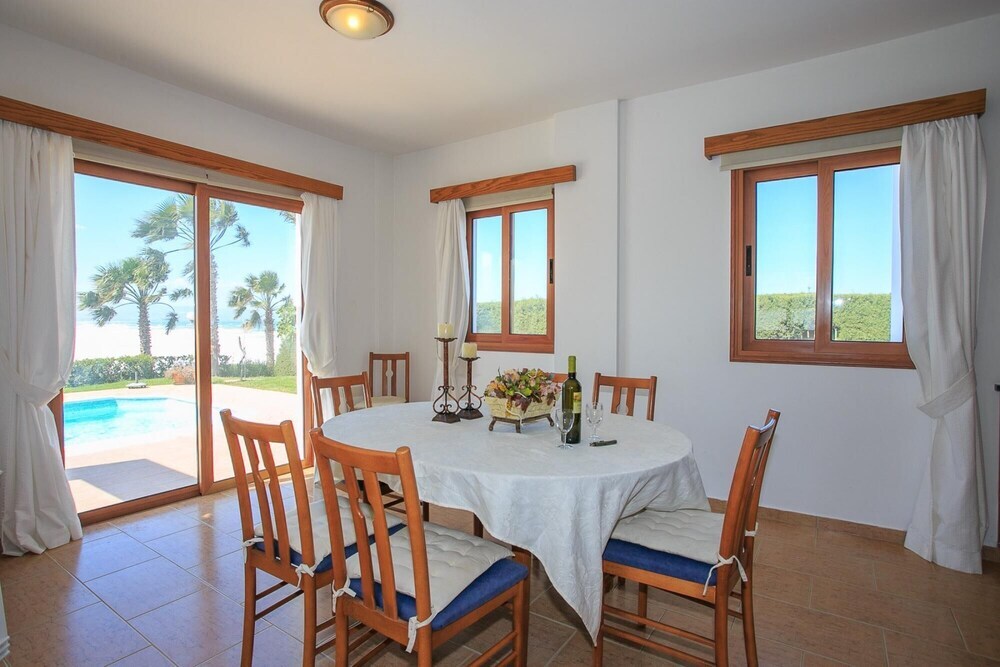 Villa Pelagos Large Private Pool Walk to Beach Sea Views A C Wifi - 2429 — фото 4