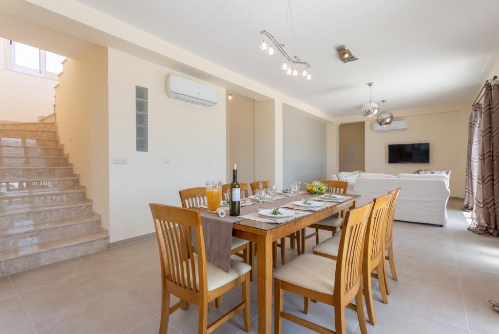 Стени: Villa Christel Large Private Pool A C Wifi Eco-friendly - 2761