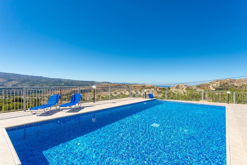 Стени: Villa Christel Large Private Pool A C Wifi Eco-friendly - 2761