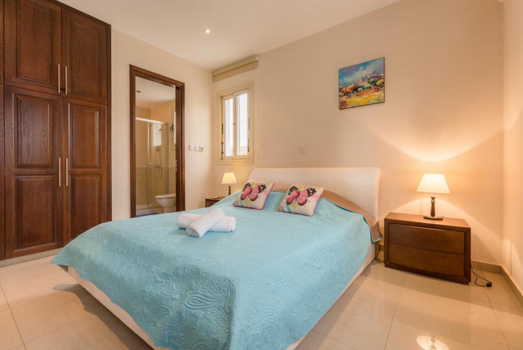 Киссонерга: Villa Felice Large Private Pool Walk to Beach Sea Views A C Wifi Car Not Required - 2776