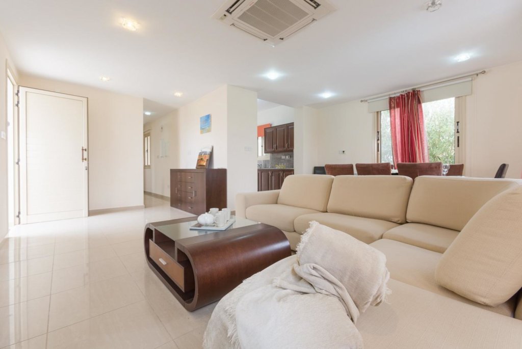 Киссонерга: Villa Felice Large Private Pool Walk to Beach Sea Views A C Wifi Car Not Required - 2776