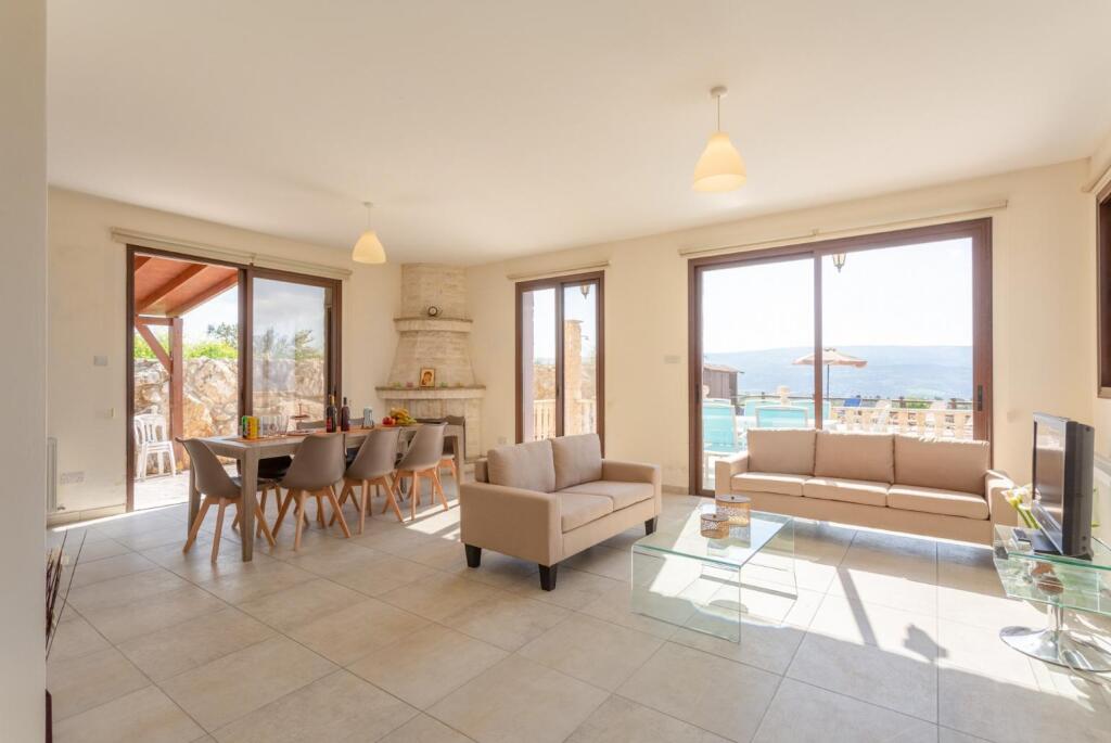 Стени: Villa Rallo Large Private Pool Sea Views A C Wifi Eco-friendly - 2961