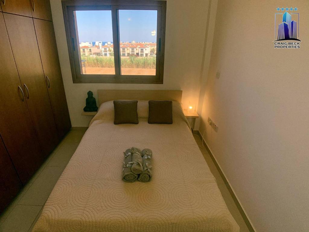Паралимни: Sea View Villa W/ Private Pool + Beach Only 150m