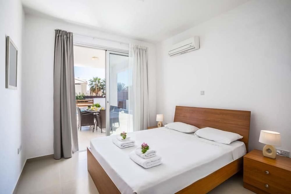 Пейя: Villa White Moonflower