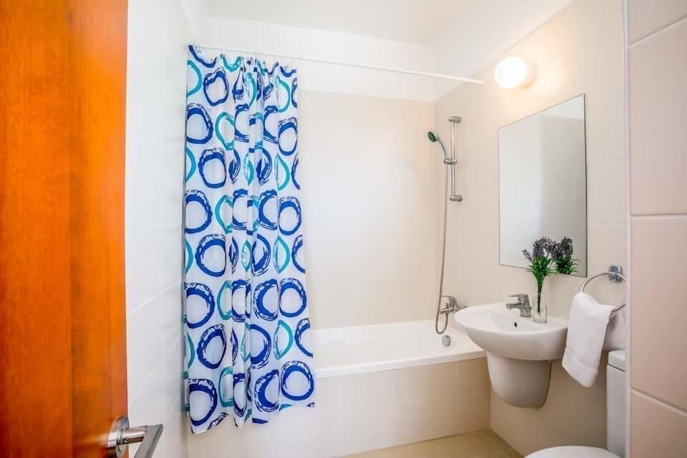 Пейя: Villa White Moonflower