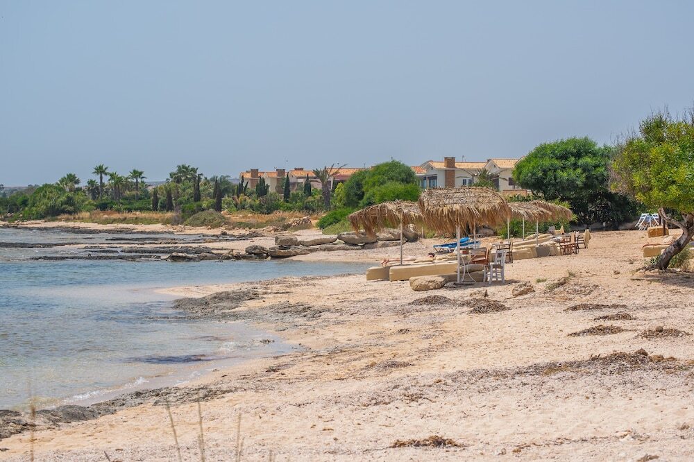 Айя-Напа: Sea front Villa Dagi - Gorgona Complex