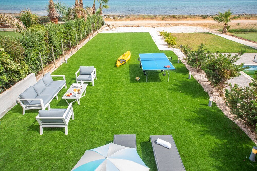 Айя-Напа: Sea front Villa Dagi - Gorgona Complex