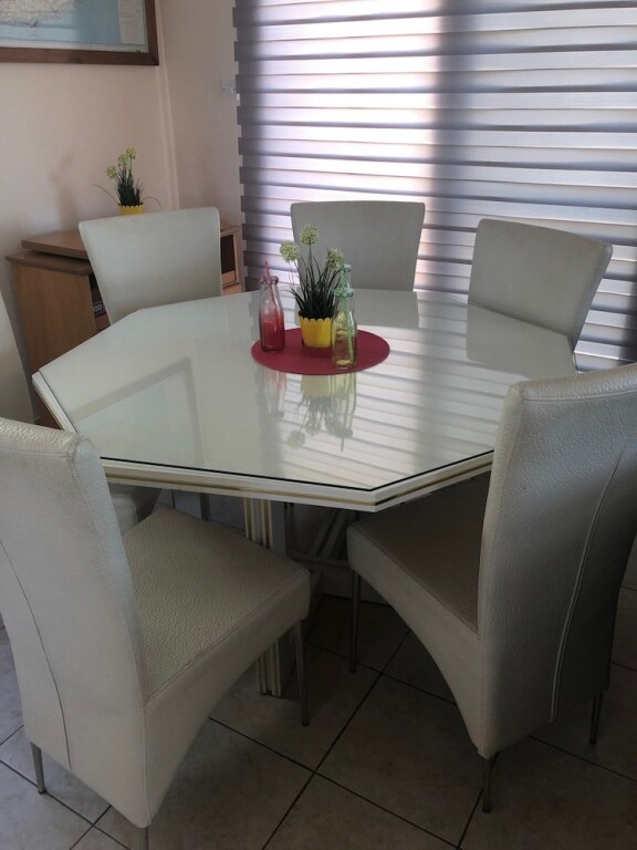 Паралимни: Stylianos Villa