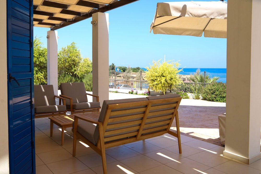 Паралимни: Phaedrus Living: Seaside Luxury Villa Anafi