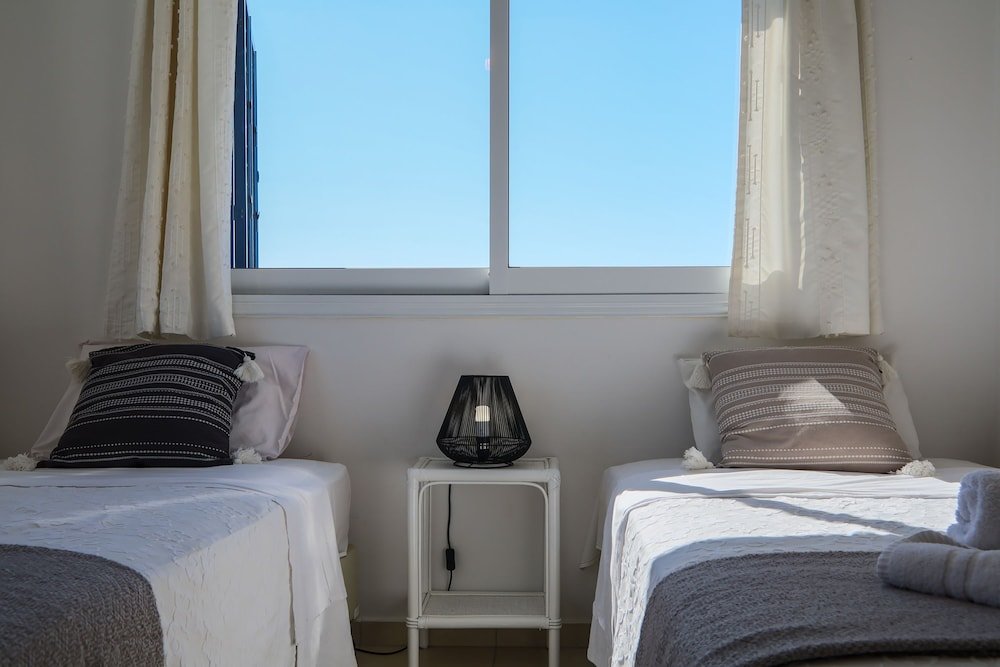 Паралимни: Phaedrus Living: Seaside Luxury Villa Anafi