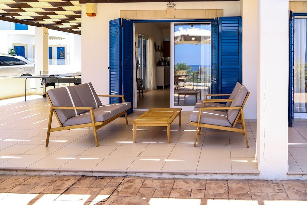 Паралимни: Phaedrus Living: Seaside Luxury Villa Anafi