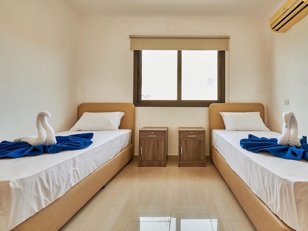Паралимни: Kyklades Angie Resort