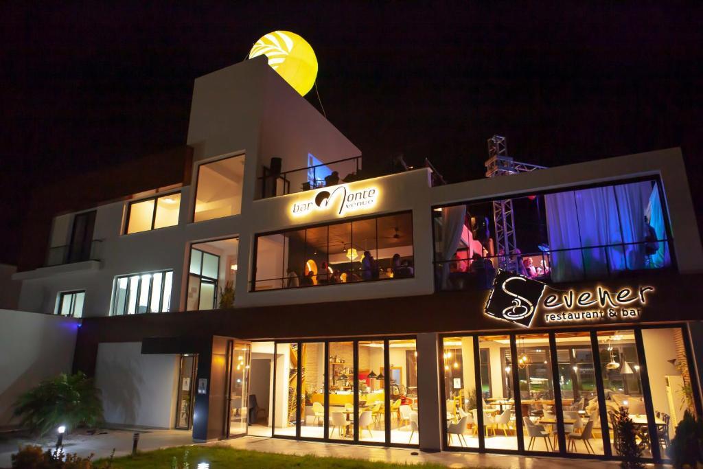 Алсанджак: Palmonte Suites Hotel