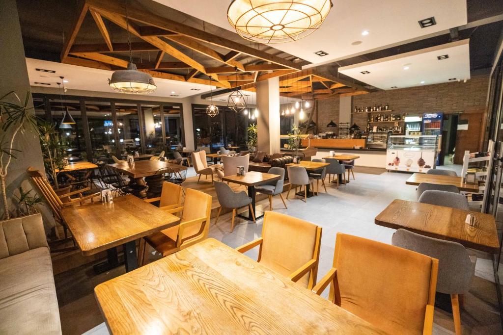 Алсанджак: Palmonte Suites Hotel