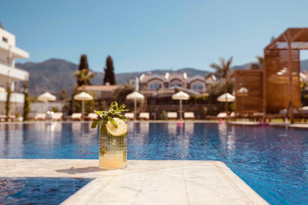 Алсанджак: Palmonte Suites Hotel