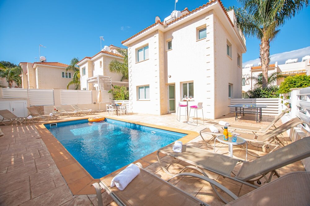 Протарас: Protaras Villa Capri
