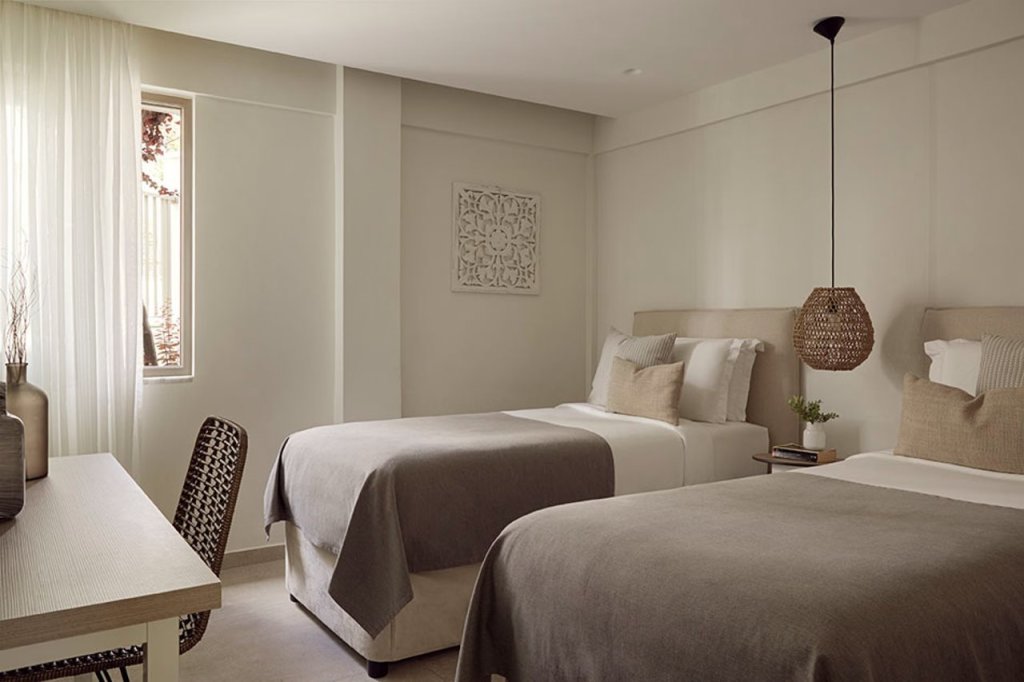 Киссонерга: Mare Paphos