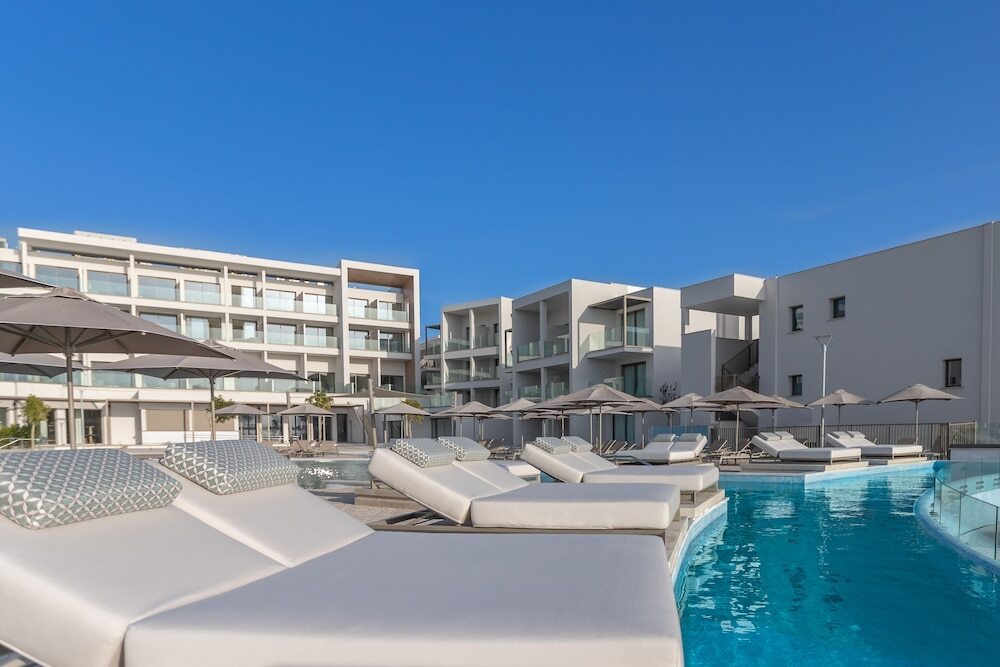 Киссонерга: Mare Paphos