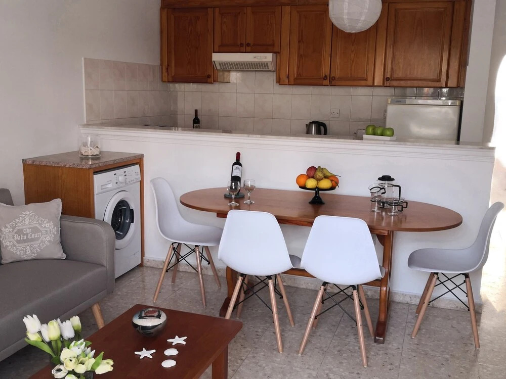 Пафос: Seashell Apartments