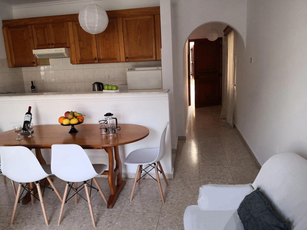 Пафос: Seashell Apartments