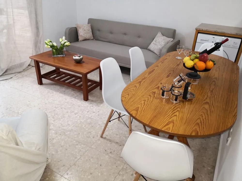 Пафос: Seashell Apartments