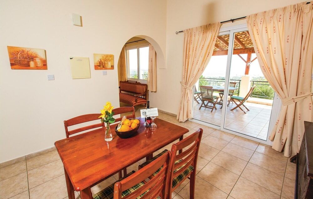 Nice Home in Neo Chorio With 2 Bedrooms, Outdoor Swimming Pool and Swimming Pool — фото 5