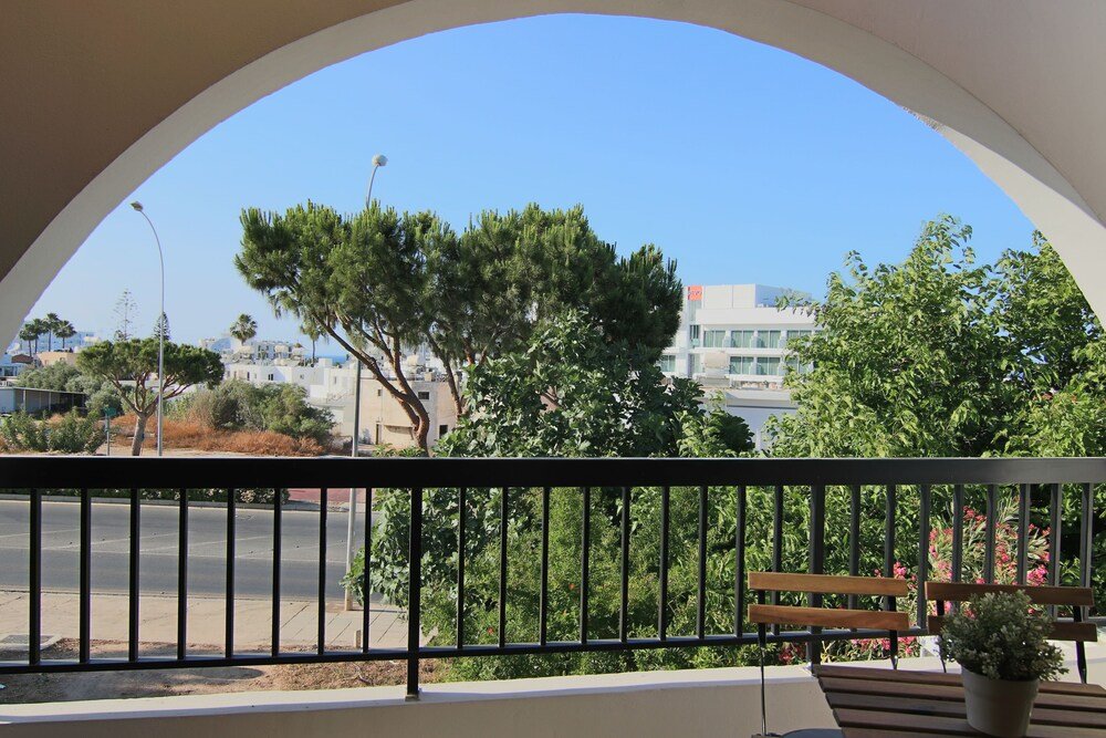 Протарас: Phaedrus Living: Luxury Flat Protaras Sea View 9