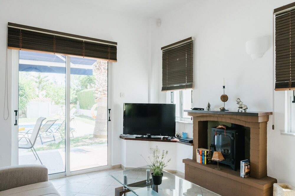 Нео Хорио: Aphrodite Villa
