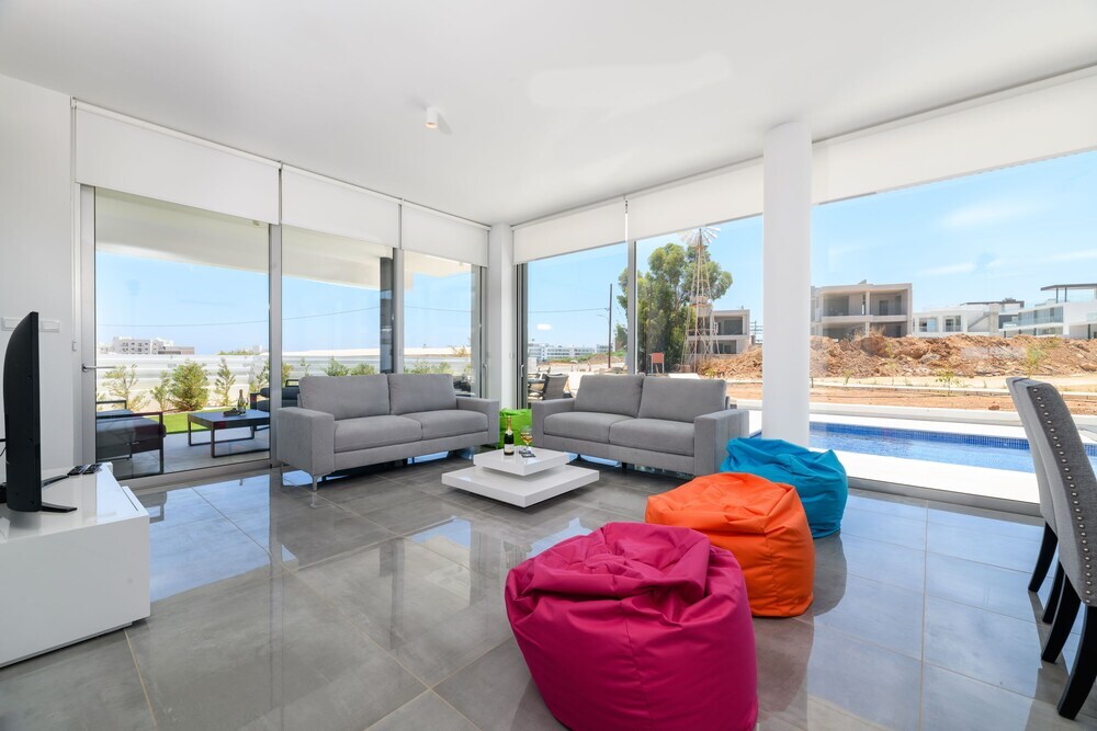 Протарас: Olivine Sea Pearl Villa