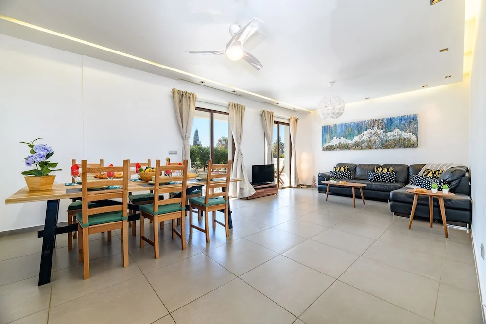 Айя-Напа: Napa Sunlight Villa