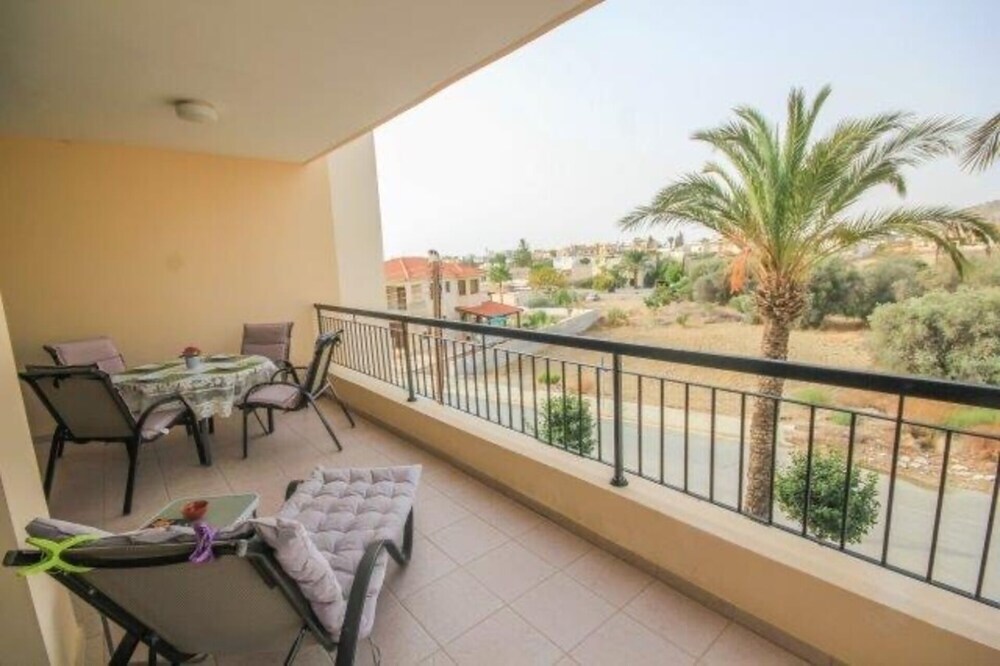 Ороклини: Beautiful 2-bed Apartment in Oroklini